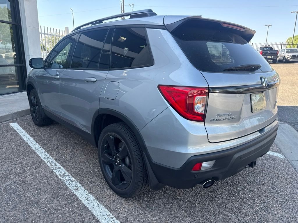 Used 2019 Gray Honda Elite image 4