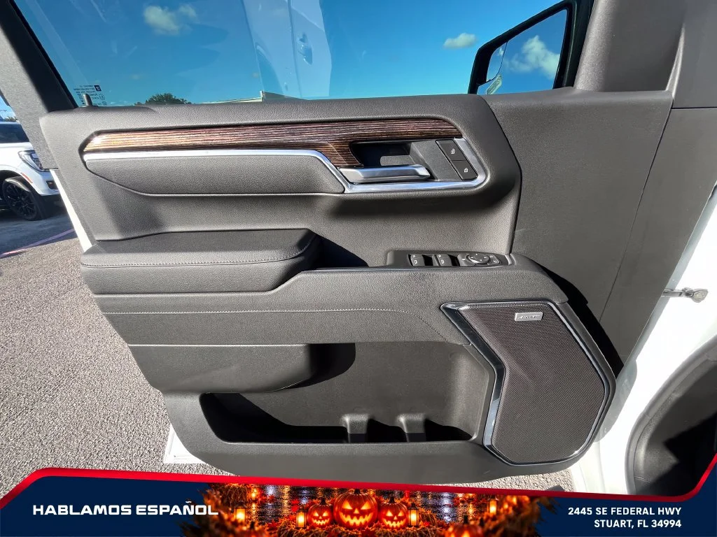 New 2026 Summit White GMC Elevation image 23