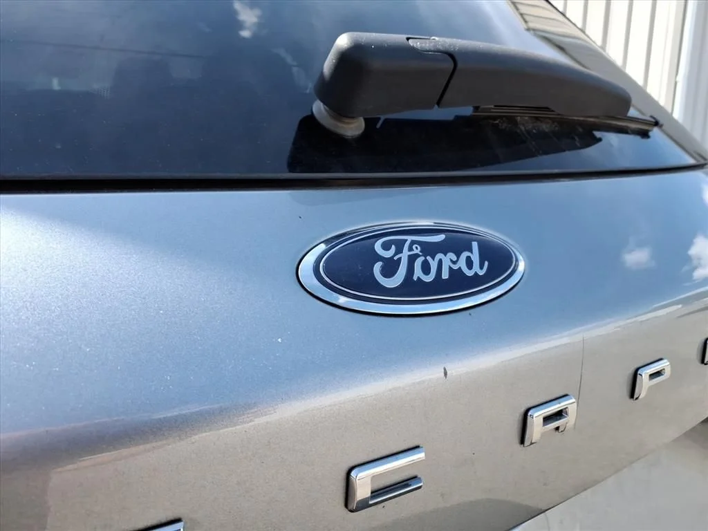 Used 2021 Silver Ford Titanium image 14