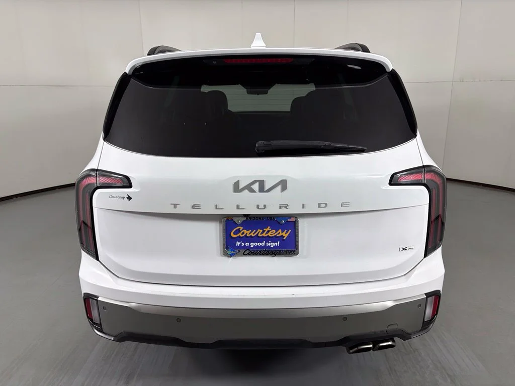 Used 2023 White Kia SX-Prestige X-Pro image 7