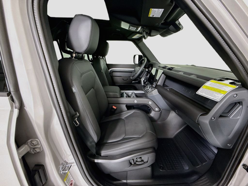 New 2026 Borasco Grey Land Rover S image 21