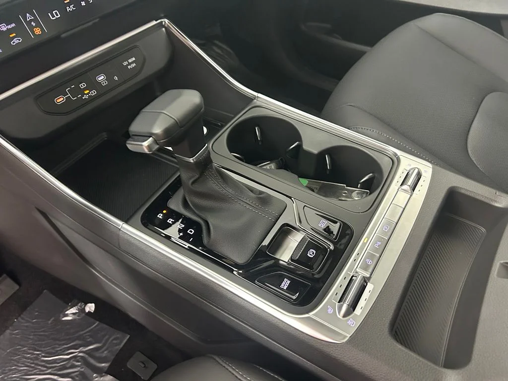 New 2026 Ceramic Silver Kia SX Prestige image 8