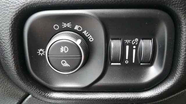 Used 2024 White Ram Laramie image 15