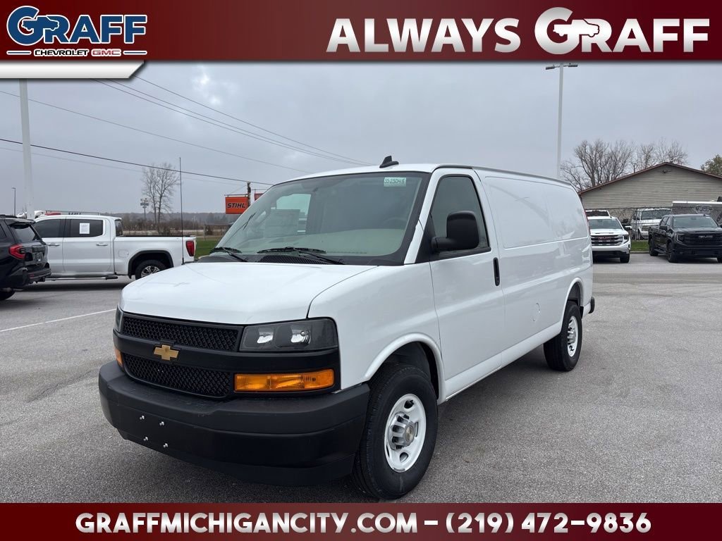 2025 Chevrolet Express 2500 Work Van HD's photo
