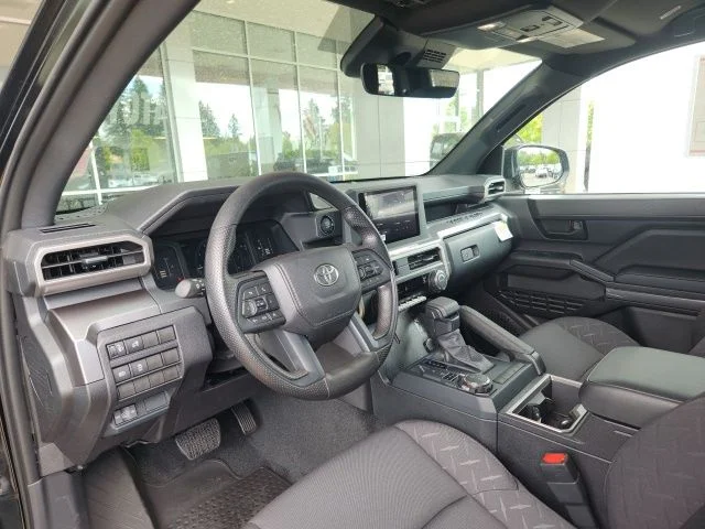 2026 Toyota Tacoma SR5 - Photo 15