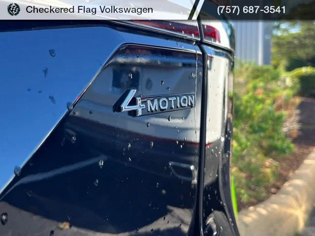 New 2026 Black Volkswagen 2.0T SE w/Technology image 11