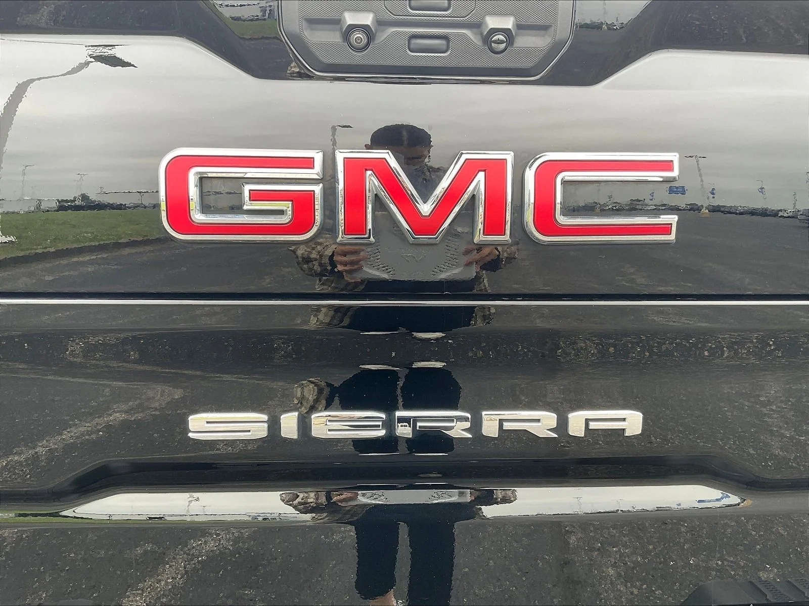 2022 GMC Sierra 1500 SLT - Photo 26