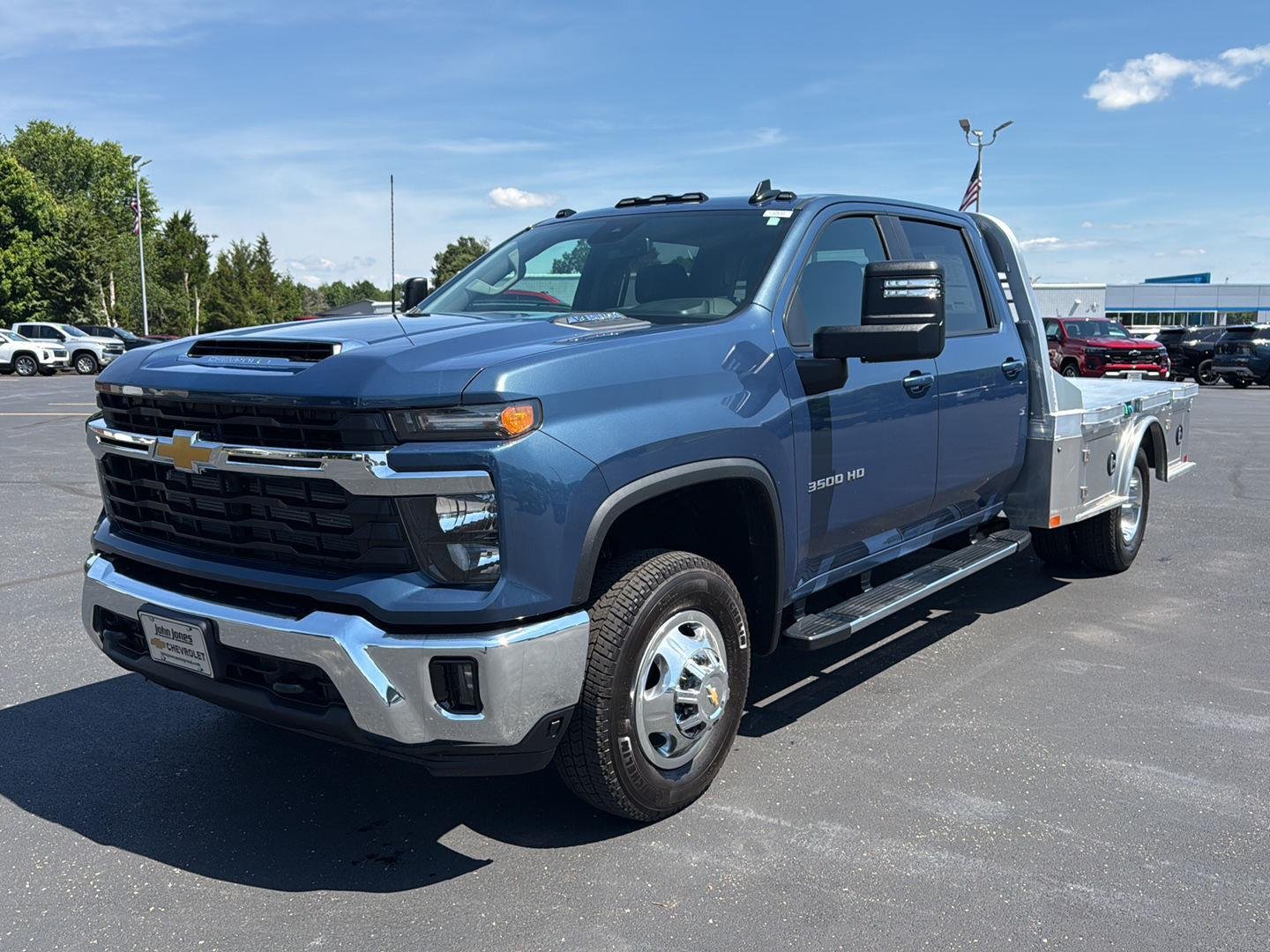 New 2026 Lakeshore Blue Metallic Chevrolet LT image 2
