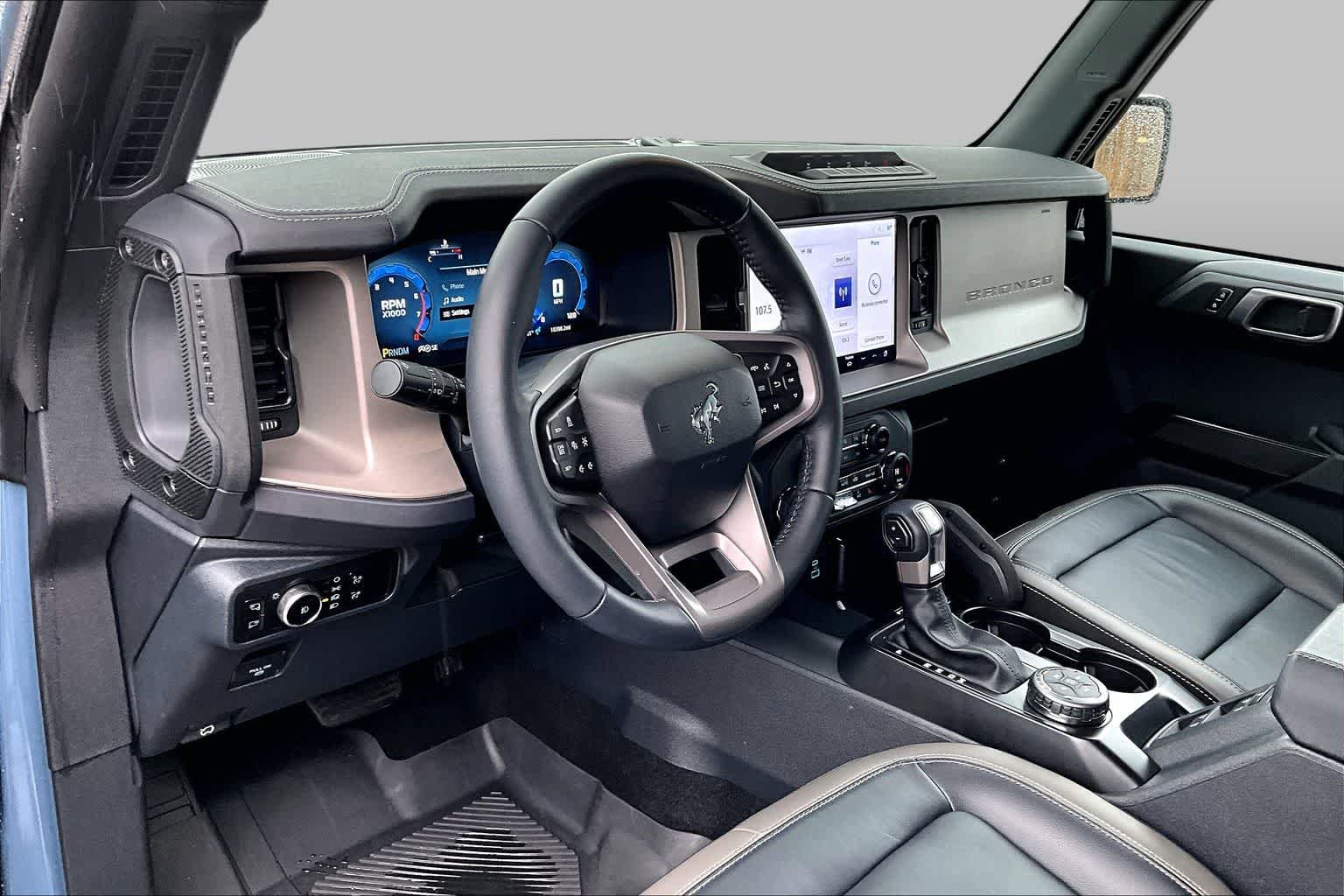 Used 2025 Azure Gray Metallic Tri-Coat Ford Outer Banks image 18