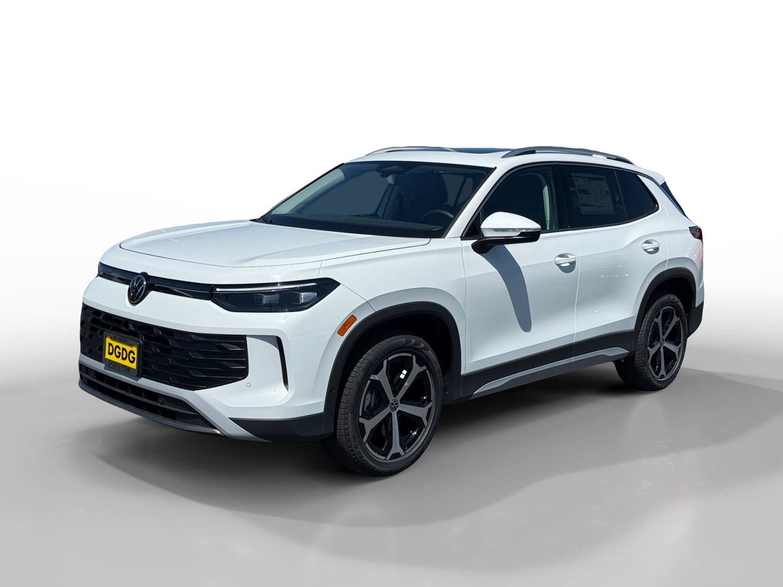 New 2026 Pure White Volkswagen SE image 1