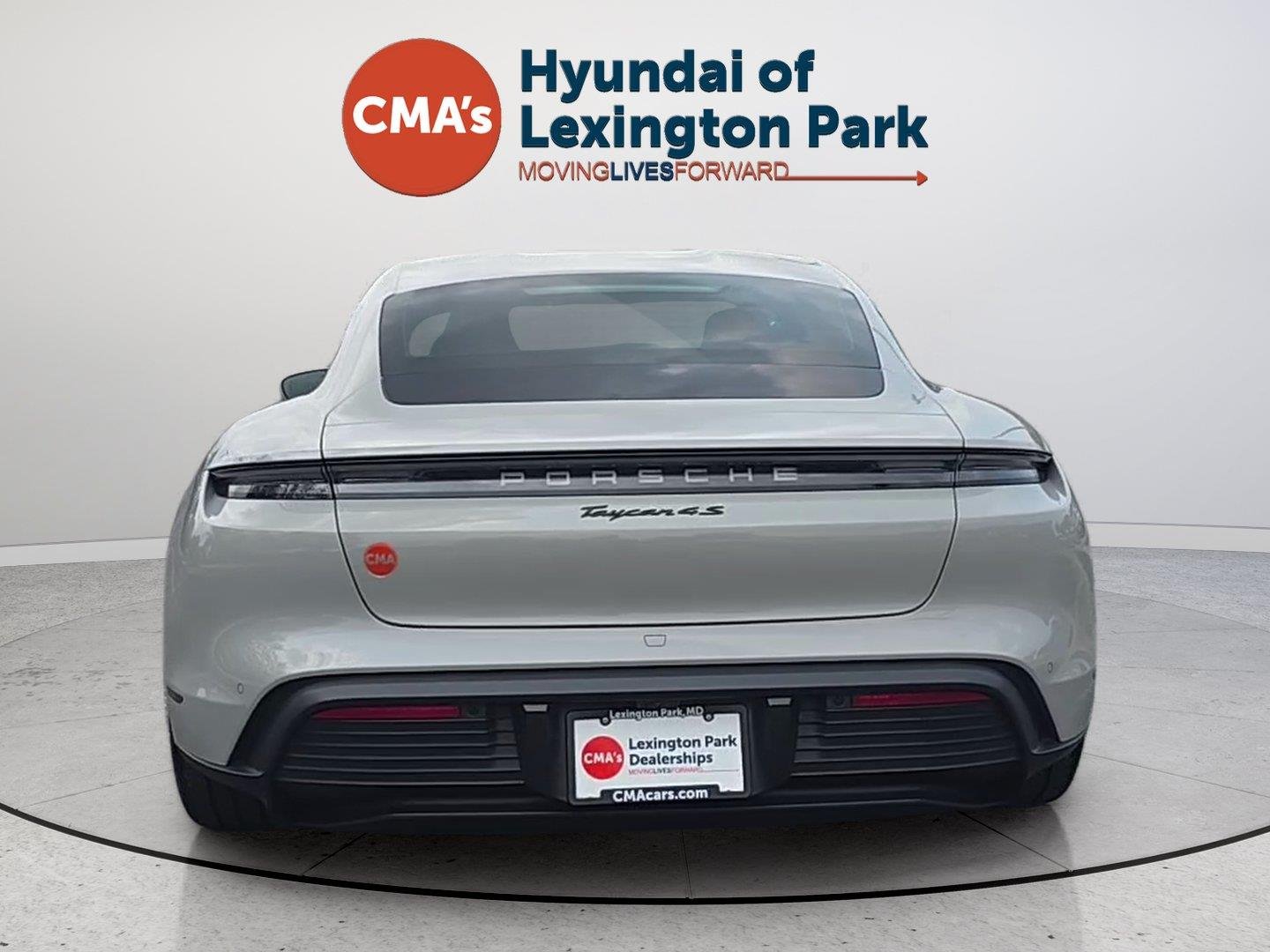 Used 2021  Porsche 4S image 4
