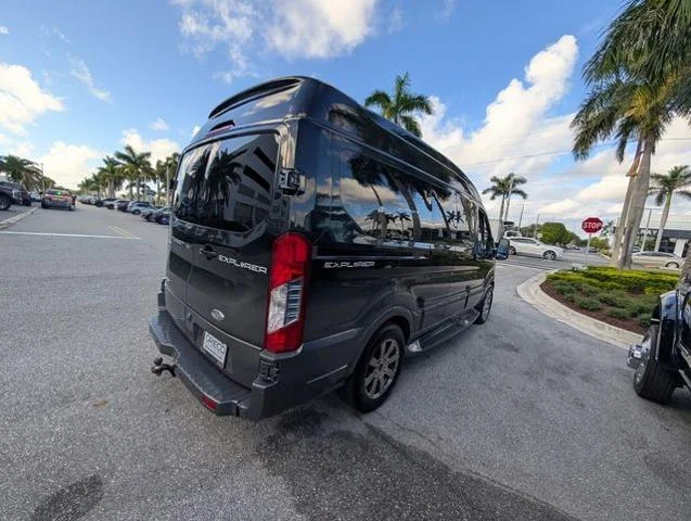 2015 Ford Transit Base - Photo 40