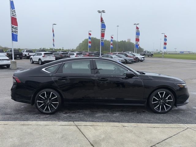 Used 2023  Honda Touring image 4