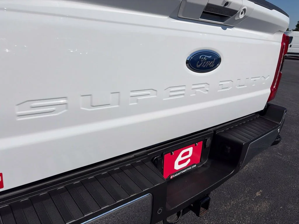 Used 2024 Oxford White Ford Lariat image 41