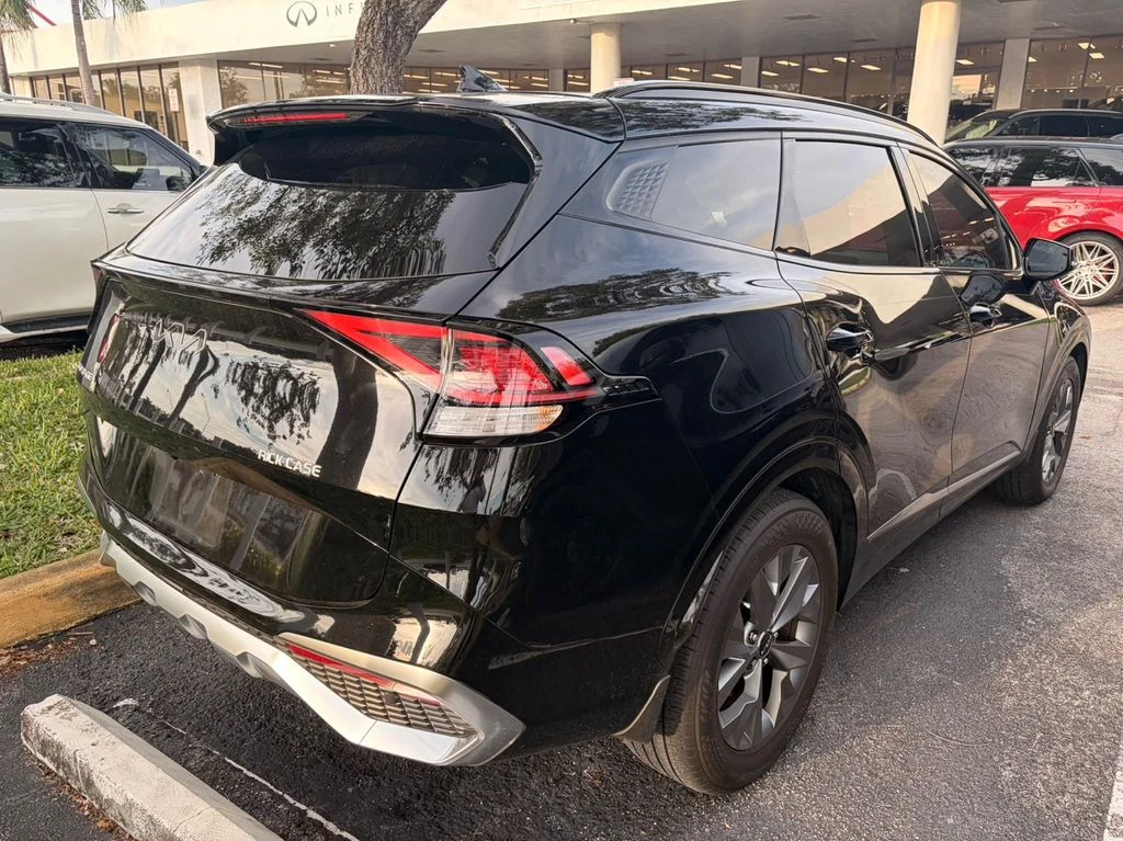 5XYK43DF3SG281379