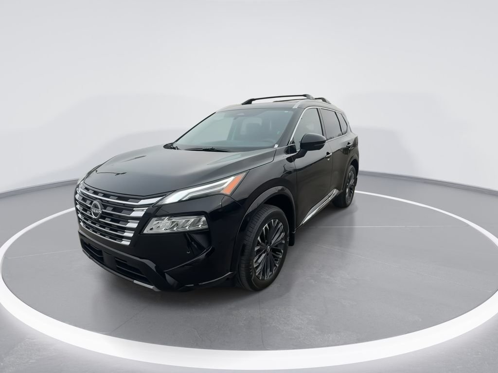 Used 2026 Black Nissan Platinum image 4