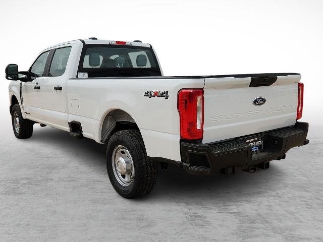 New 2026 Oxford White Ford F-350® XL image 32