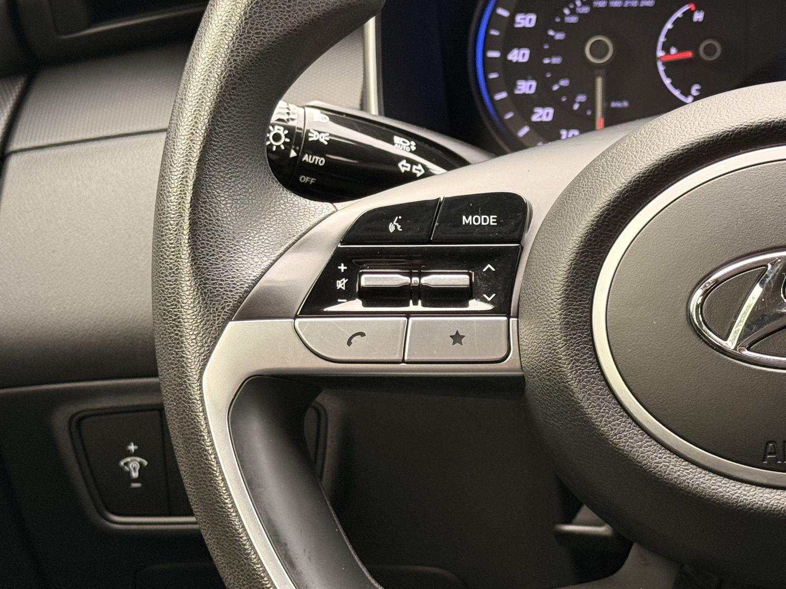 2022 Hyundai Tucson SE - Photo 22