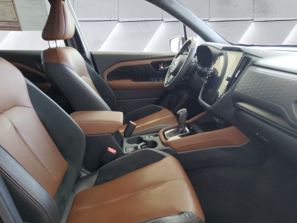 Used 2025 Black Subaru Touring image 13
