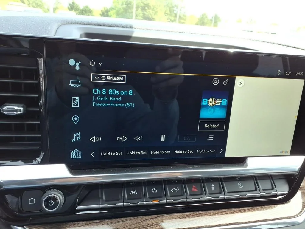 Used 2023 Summit White Chevrolet RST image 18