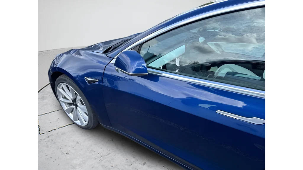 Used 2020 Blue Tesla Long Range image 17