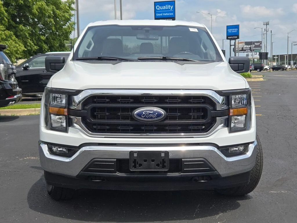Used 2023 White Ford XLT image 4