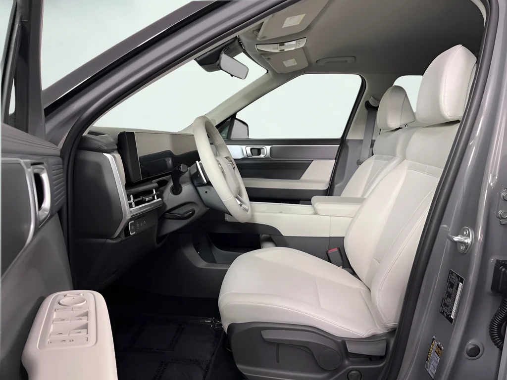 New 2026 Gray Hyundai SE image 9
