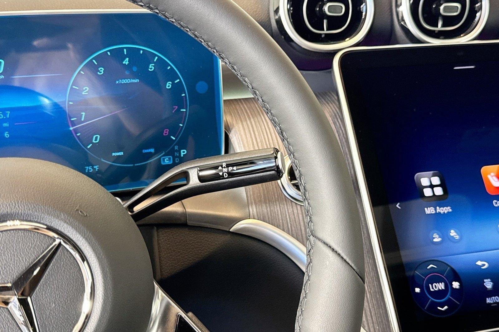 New 2026 Cirrus Silver Metallic Mercedes-Benz GLC 300 image 15