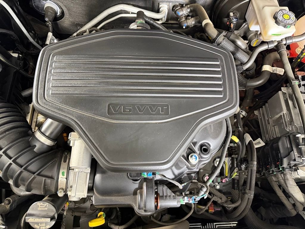 Used 2025 Black Chevrolet RS image 20