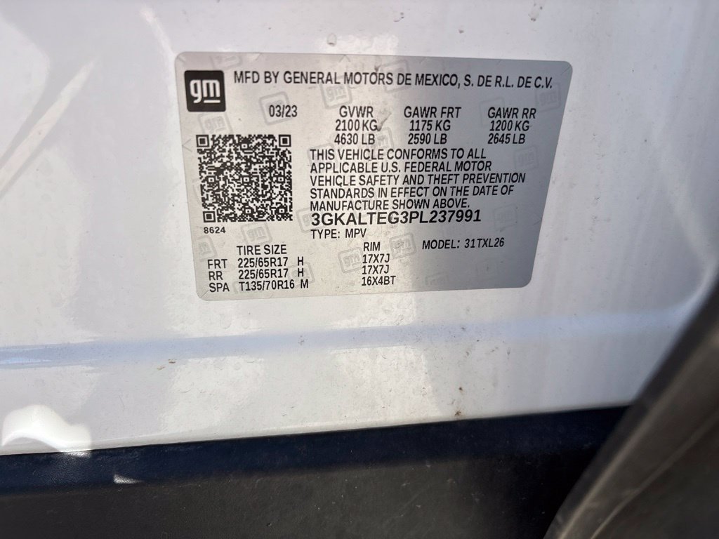 Used 2023 White GMC SLE image 10