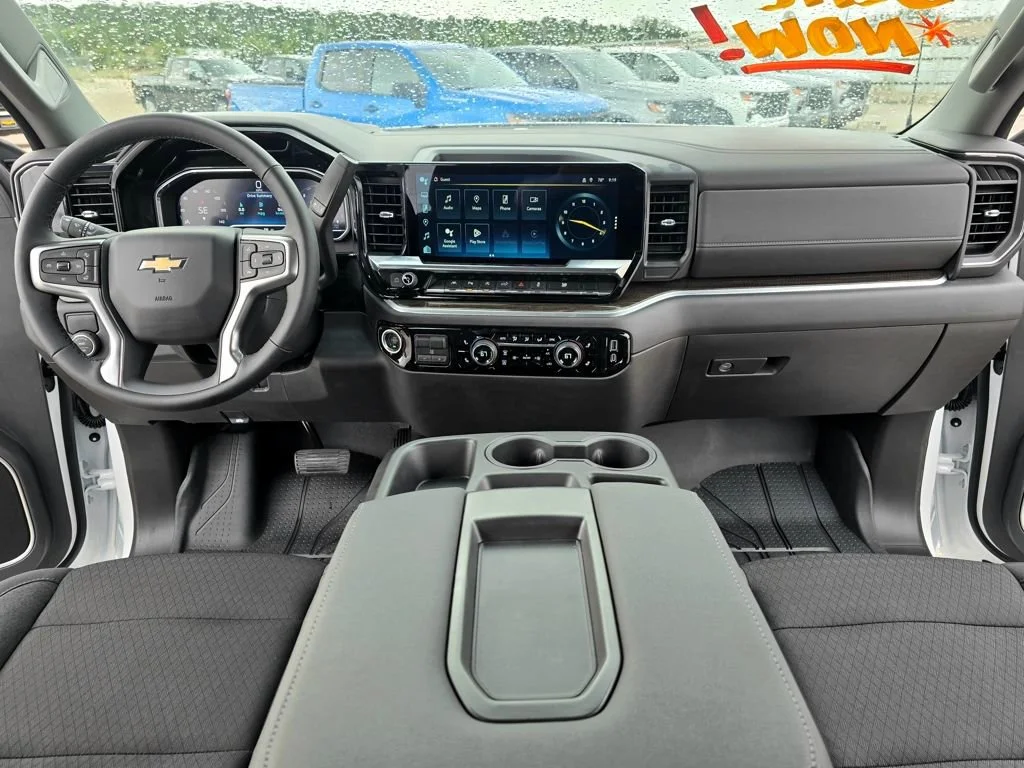 2025 Chevrolet Silverado 1500 Custom - Photo 32