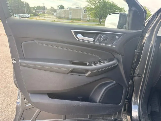 Used 2020 Gray Ford Titanium image 14