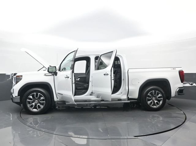 Used 2024 Summit White GMC SLT image 34