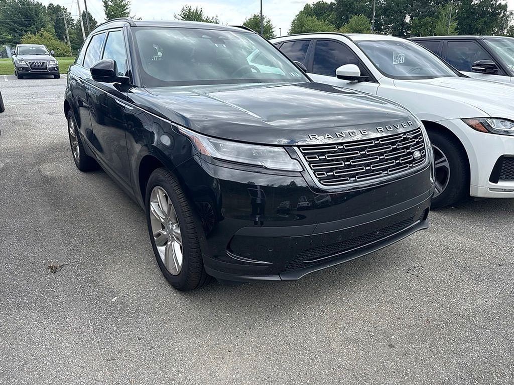 Certified Used 2026 Santorini Black Metallic Land Rover S image 3