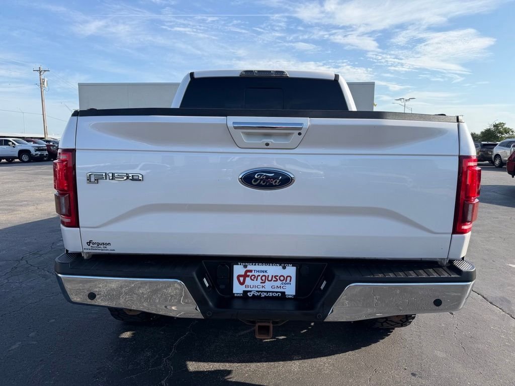Used 2017 White Ford Lariat image 18