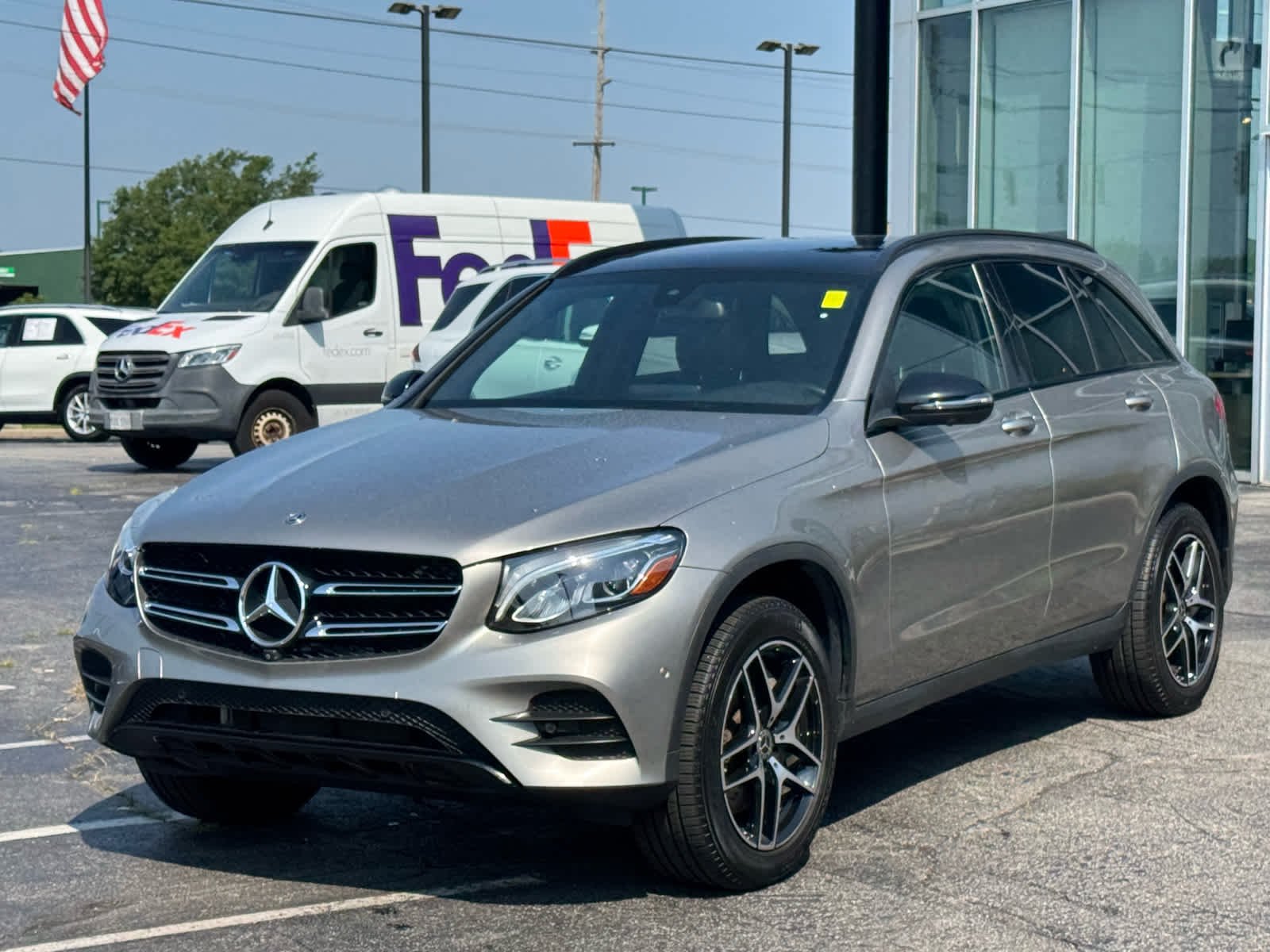 Used 2019 Mojave Silver Metallic Mercedes-Benz GLC 300 image 4