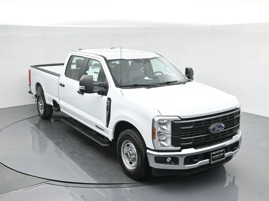 New 2026 White Ford XL image 40