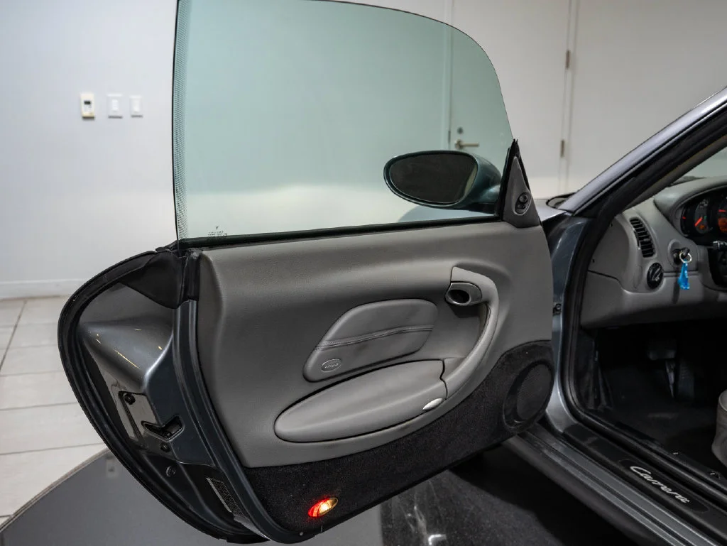 Used 2002 Seal Grey Metallic Porsche Carrera image 25