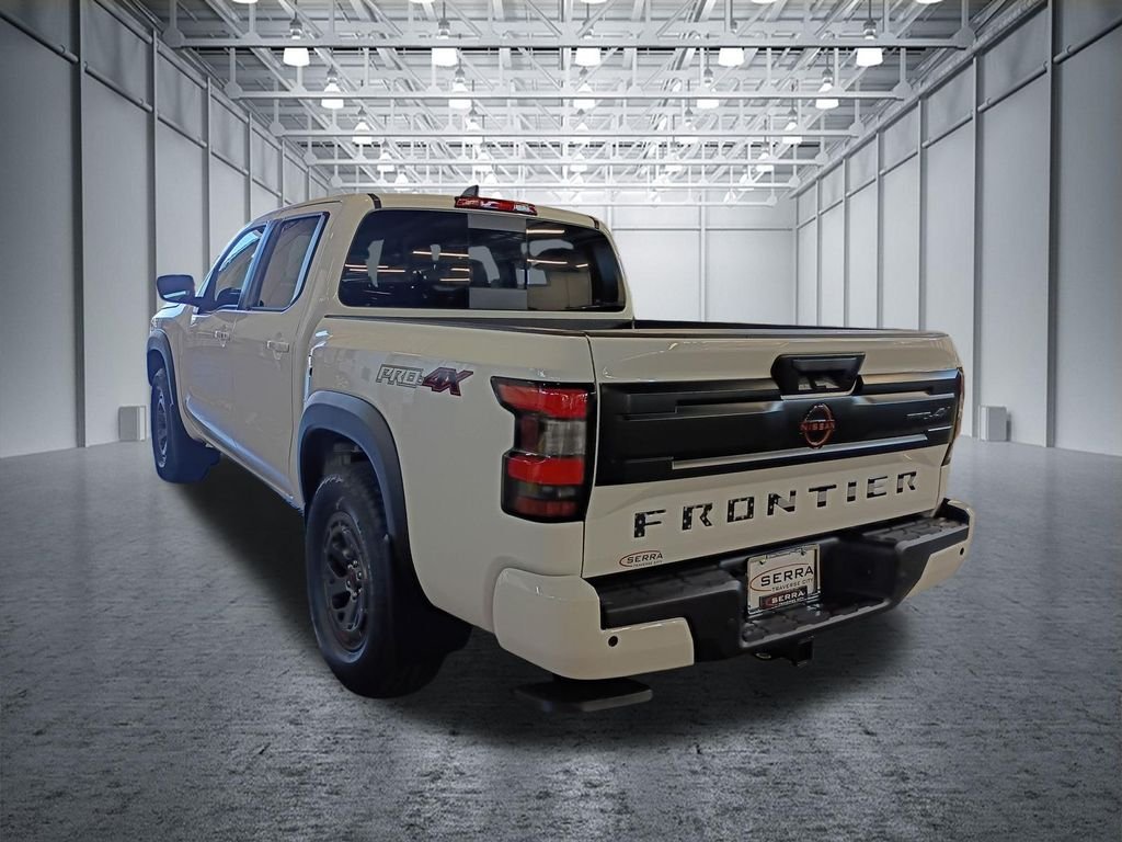 New 2026 White Nissan PRO-4X image 4