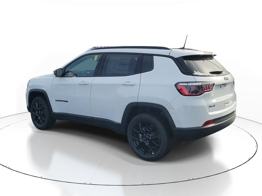 New 2026 Bright White Clearcoat Jeep Latitude image 3