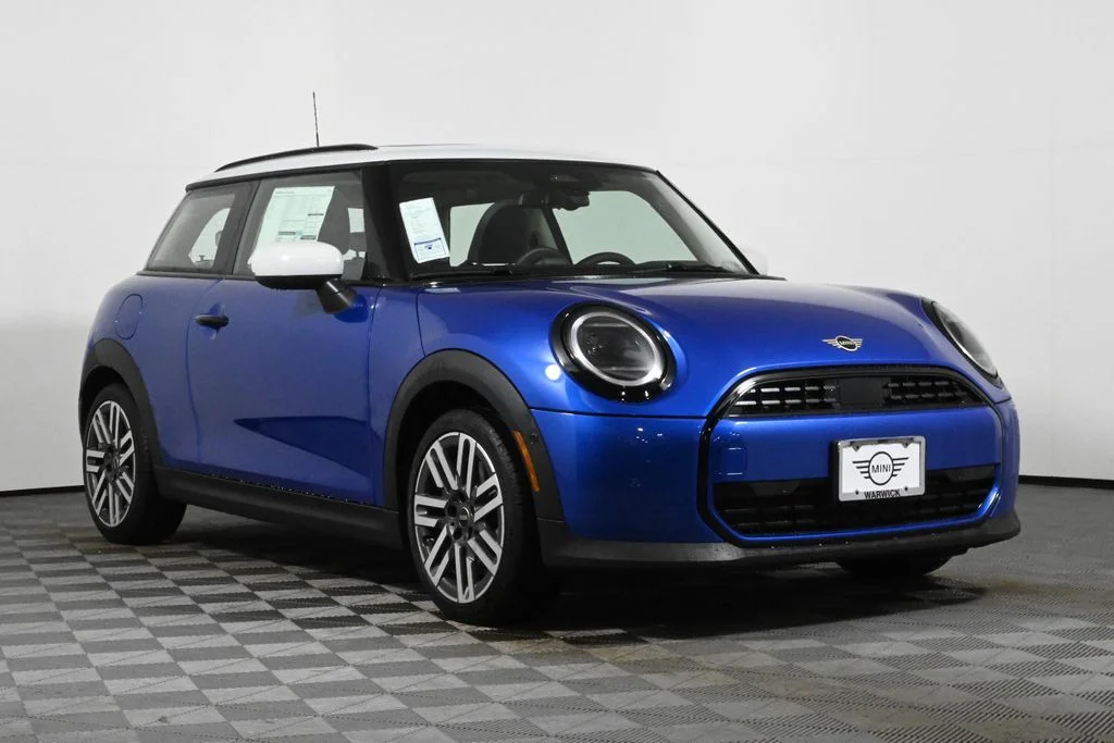 Certified Used 2025 Blue MINI  image 9
