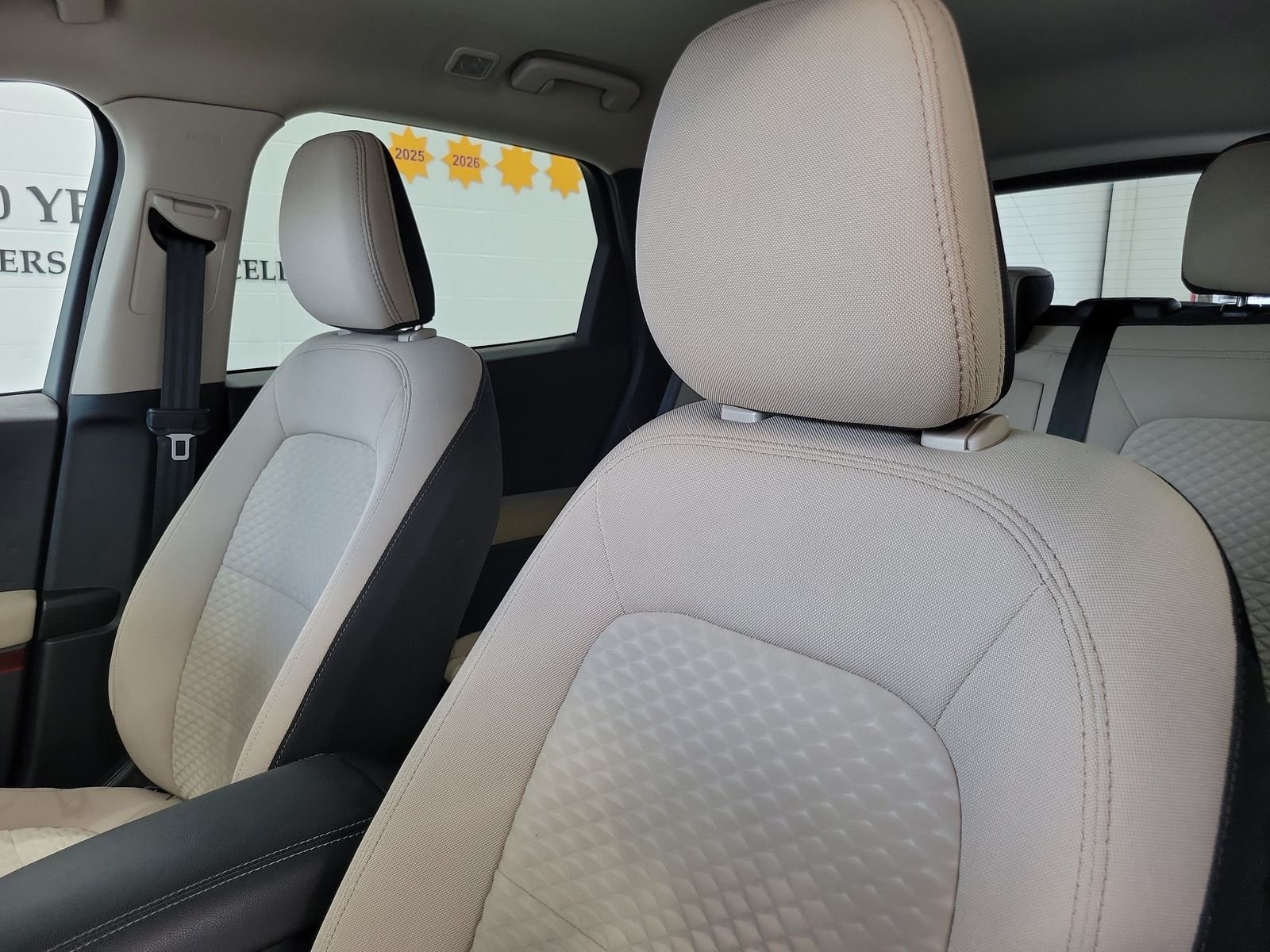 Used 2020  Ford SE image 11