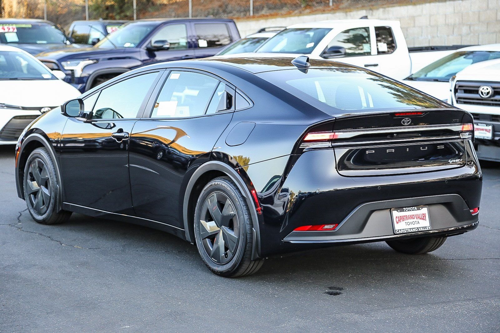 2026 Toyota Prius Plug-in Hybrid SE - Photo 8