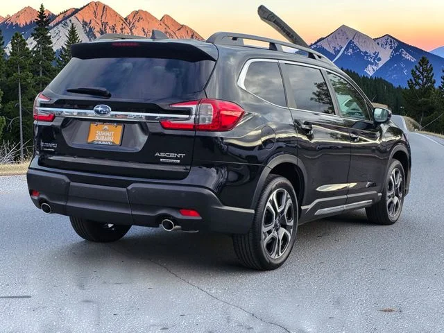New 2026 CRYSTAL BLACK SILICA Subaru Limited 7-Passenger image 7