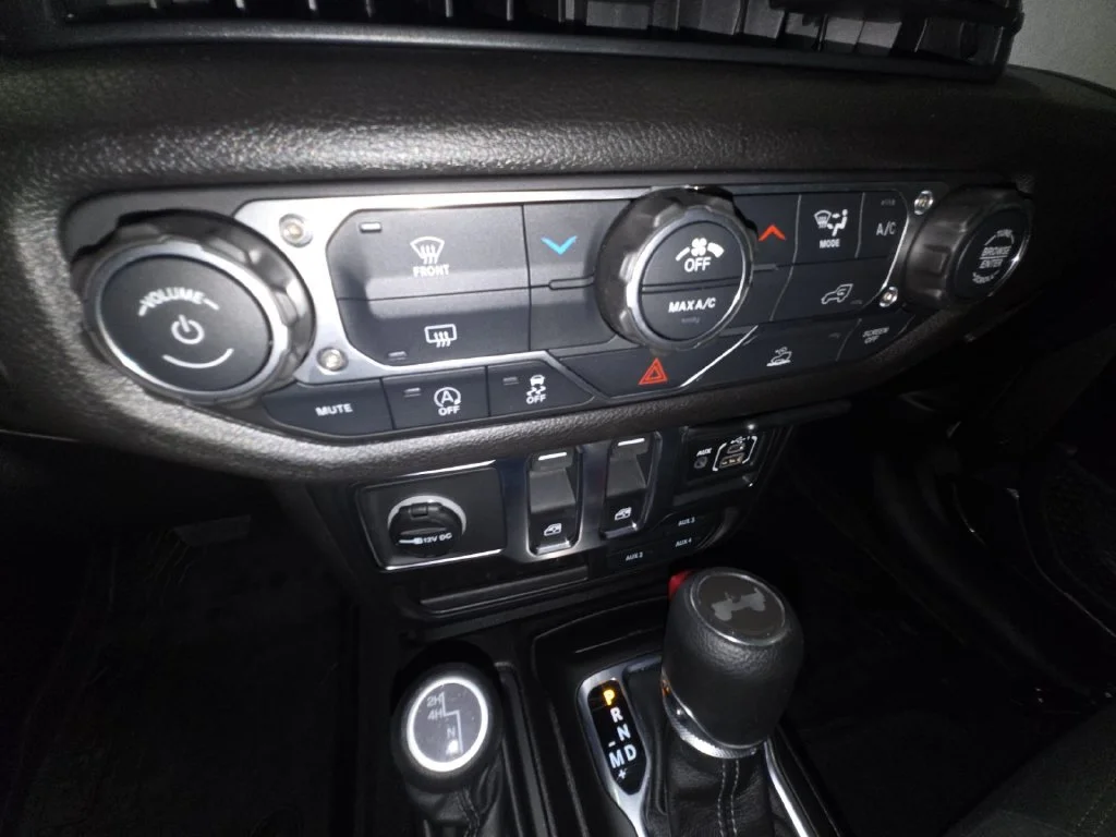 Used 2026 Gray Jeep Sport image 23