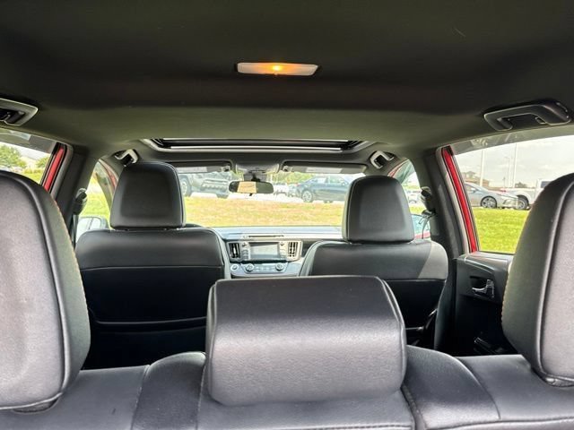 Used 2017 Barcelona Red Metallic Toyota SE image 15