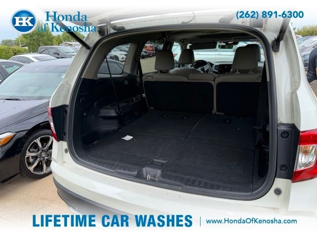 Used 2019 White Diamond Pearl Honda EX-L image 7