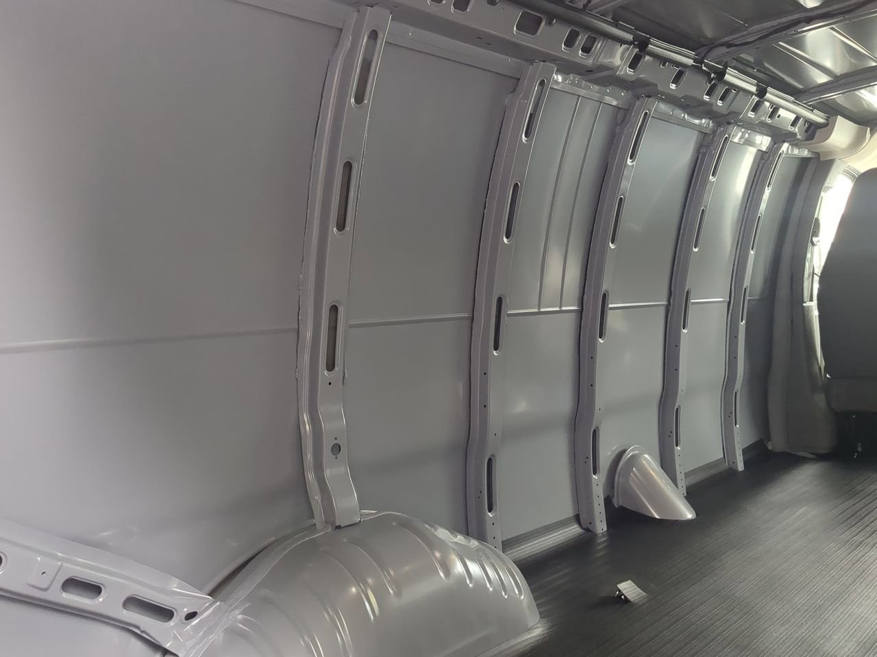 2026 GMC Savana Cargo Work Van - Photo 23