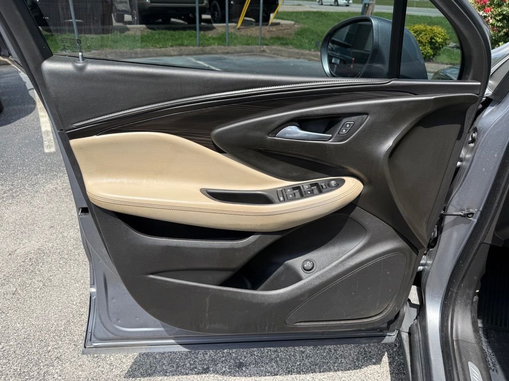 Used 2020 Gray Buick Preferred image 5