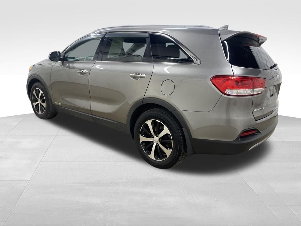 Used 2016 Kia Sorento EX with VIN 5XYPHDA55GG103587 for sale in North Huntingdon, PA